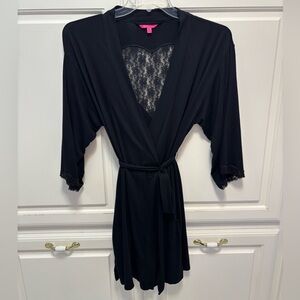 Betsey Johnson 3/4 Sleeve Kimono Heart Lace Robe Black Women’s Size M